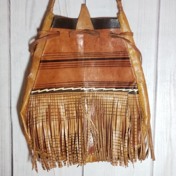 Vintage Ghana Shoulder Handbag, Fringe, bucket style - Picture 6 of 7